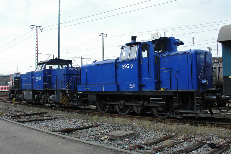 ESG 8 und ESG 9 (ex-DB 364 778) bei km 15,6 (September 2006)