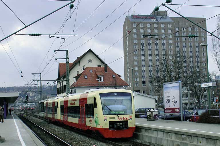 Regioshuttles VT 249 und VT 242 bei km 15,8 (Februar 2006)