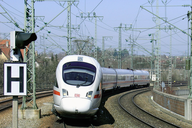 Baureihe 415 als ICE 183 bei km 16,6 (M&auml;rz 2006)