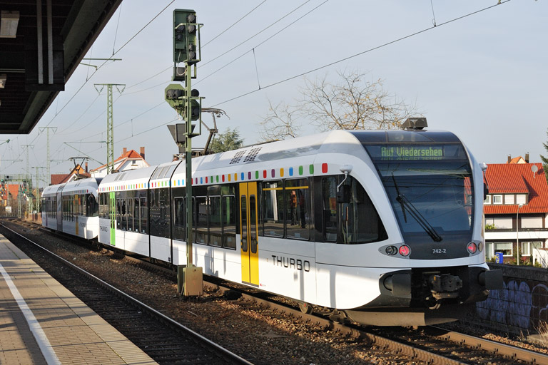RABe 526 728 und 526 742 als Dbz 90086 bei km 16,8 (November 2006)