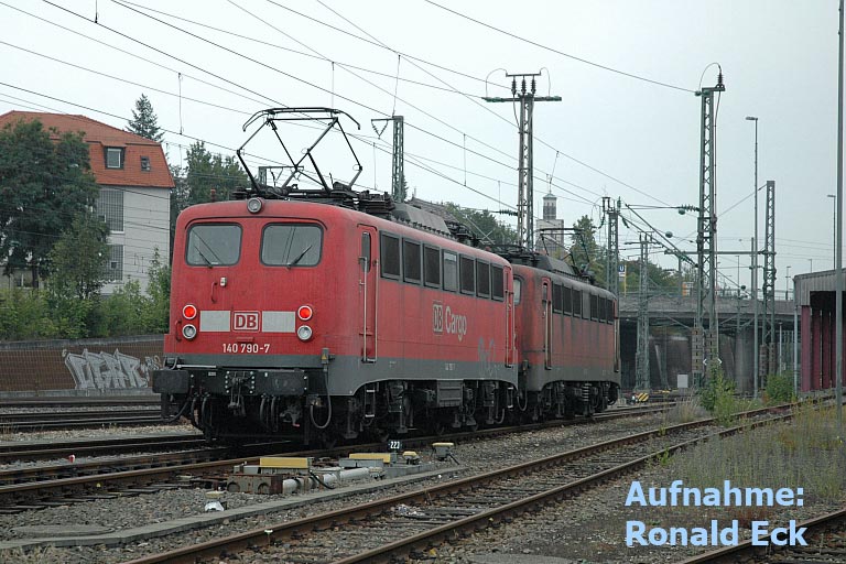 140 790 und 140 788 bei km 15,6 (August 2007)