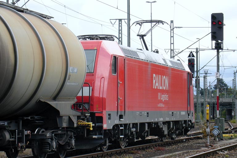 185 289 mit CFN 63890 bei km 15,6 (Juli 2007)