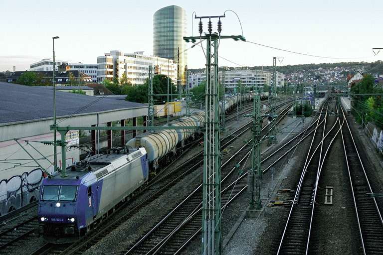 185 521 bei km 15,6 (August 2007)