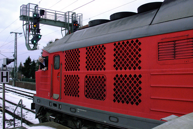 234 292 mit IC 2802 bei km 16,6 (Januar 2007)