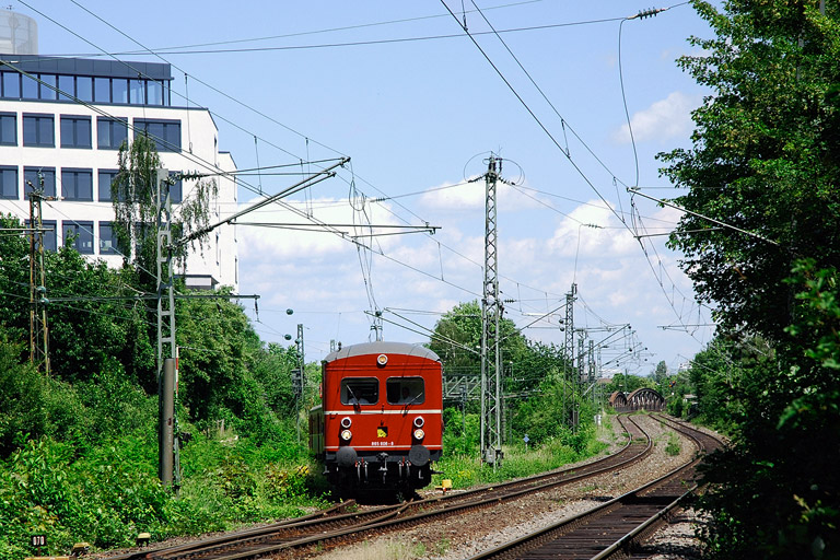 865 606/465 006 als DPE 82944 in der Verbindungskurve Stuttgart-Nord (Juni 2007)