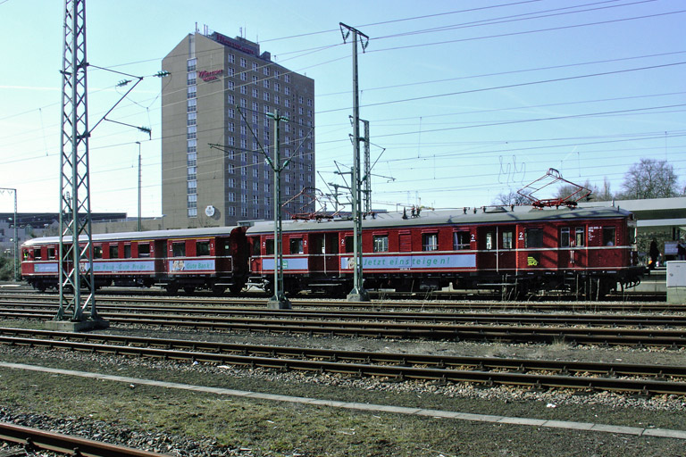 465 006/865 606 bei km 15,6 (M&auml;rz 2007)
