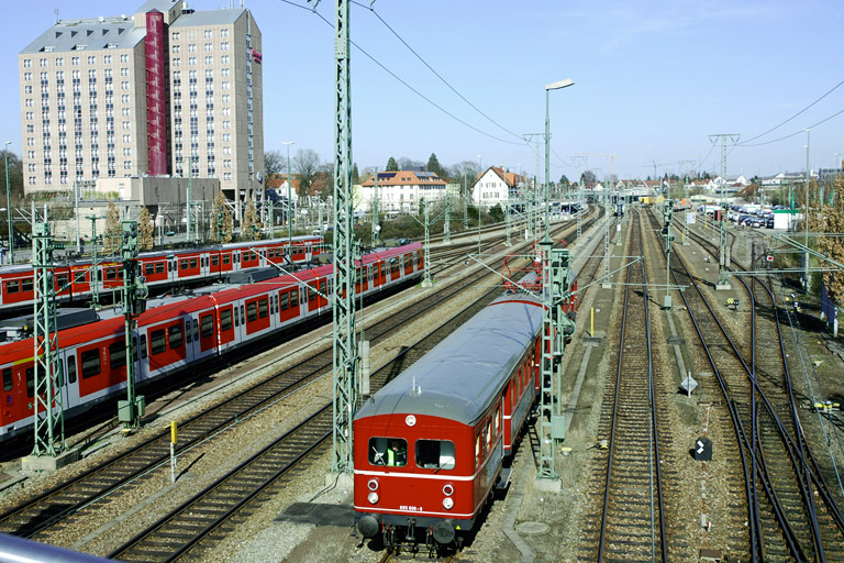 465 006/865 606 bei km 15,8 (M&auml;rz 2007)