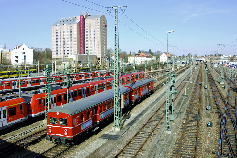 465 006/865 606 bei km 15,8 (M&auml;rz 2007)