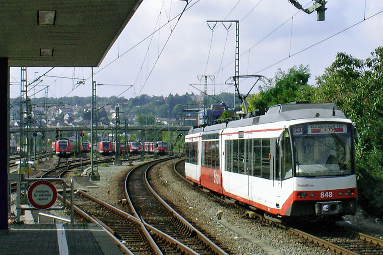AVG Stadtbahn 848 als DPE 86205 bei km 15,8 (September 2007)
