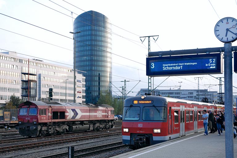 HGK DE 62 und 420 936 bei km 15,6 (Oktober 2007)
