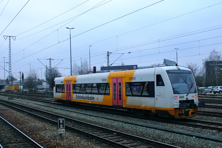 Regioshuttle VT 430 als DbZ 91686 bei km 15,6 (Dezember 2007)