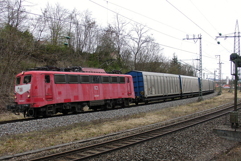 140 024 mit CS 61783 bei km 17,2 (März 2008)
