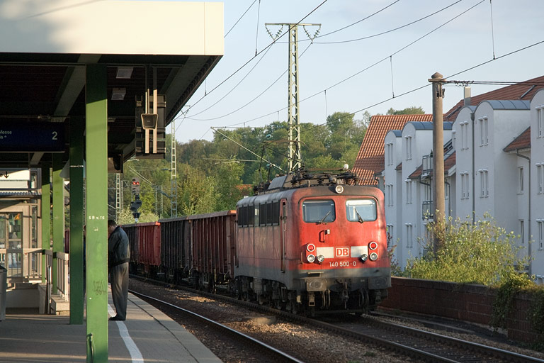 140 500 mit FZT 56173 bei km 16,6 (Mai 2008)