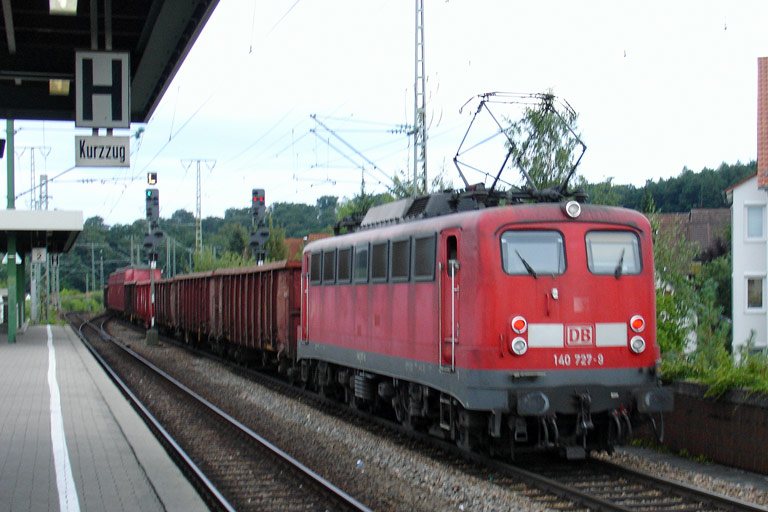 140 727 mit FZT 56173 bei km 16,8 (Juli 2008)