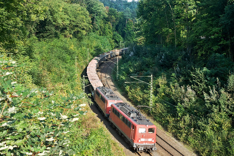 140 783 und Lok der Baureihe 140 bei km 10,8 (September 2008)