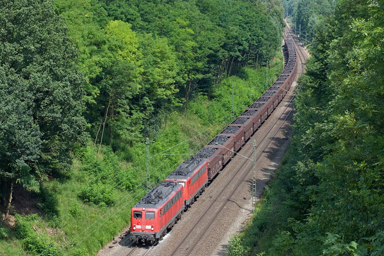 140 792 und 140 848 mit CFN 98804 bei km 20,4 (Juli 2008)
