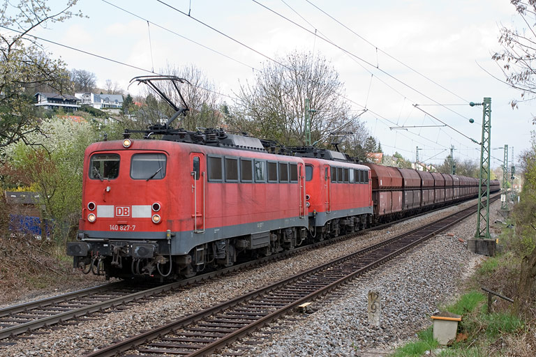 140 827 und 140 845 bei km 12,8 (April 2008)