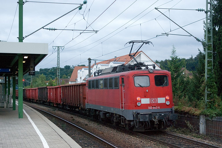 140 843 mit FZT 56173 bei km 16,6 (September 2008)