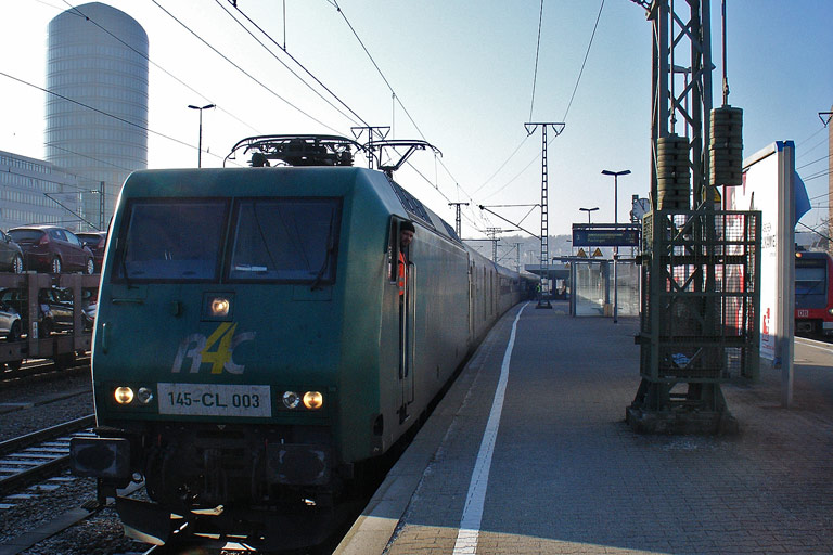 145 Cl-003 mit DPE 85743 bei km 15,6 (Dezember 2008)
