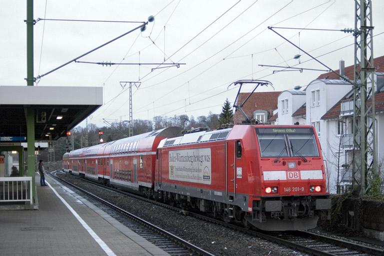 146 201 mit RE 19679 bei km 16,8 (M&auml;rz 2008)