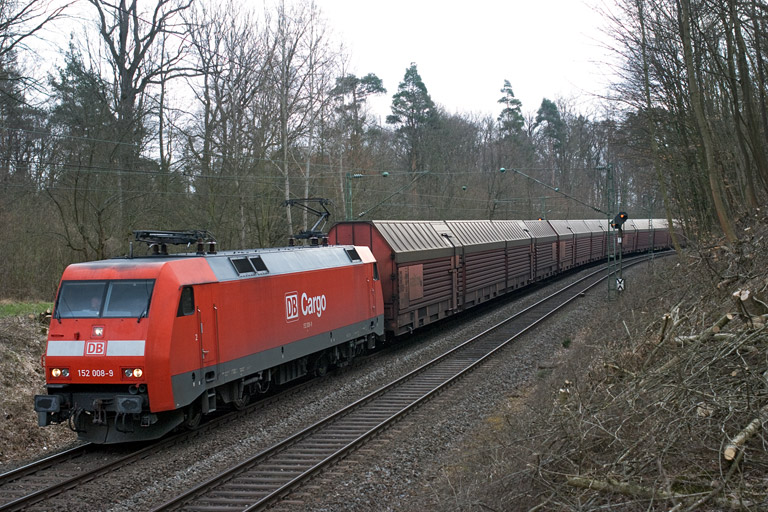 152 008 mit CSQ 60080 bei km 11,8 (April 2008)