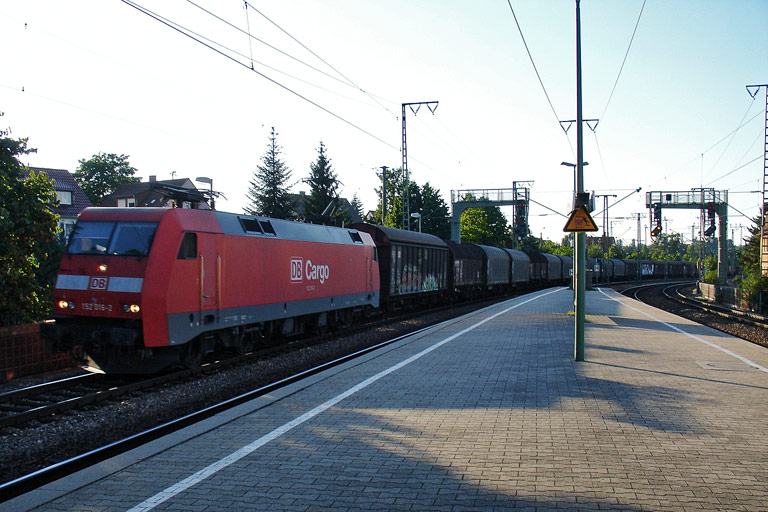 152 016 mit FZT 56173 bei km 16,6 (Juli 2008)