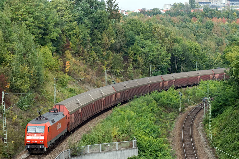 152 066 mit FZT 56165 bei km 13,8 (September 2008)