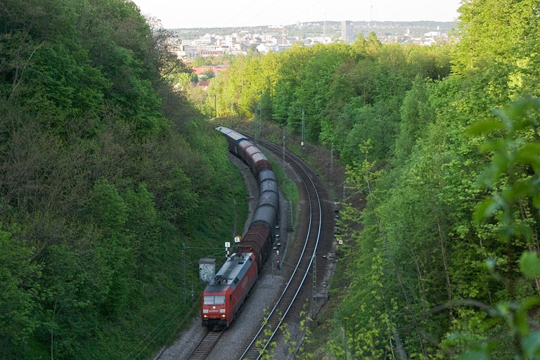 152 077 mit FZT 56173 bei km 17,6 (Mai 2008)