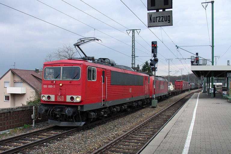 155 095 und 185 091 mit FZT 56166 bei km 16,6 (April 2008)