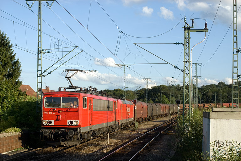 155 212 und Lok der Baureihe 185 mit FZT 56166 bei km 16,8 (September 2008)