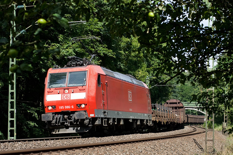 185 086 mit FE 45175 bei km 11,8 (August 2008)