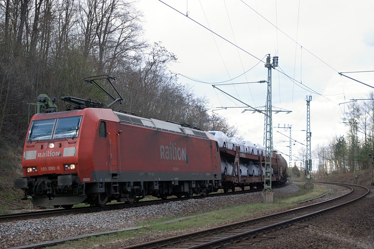 185 090 mit FE 44691 bei km 17,4 (April 2008)