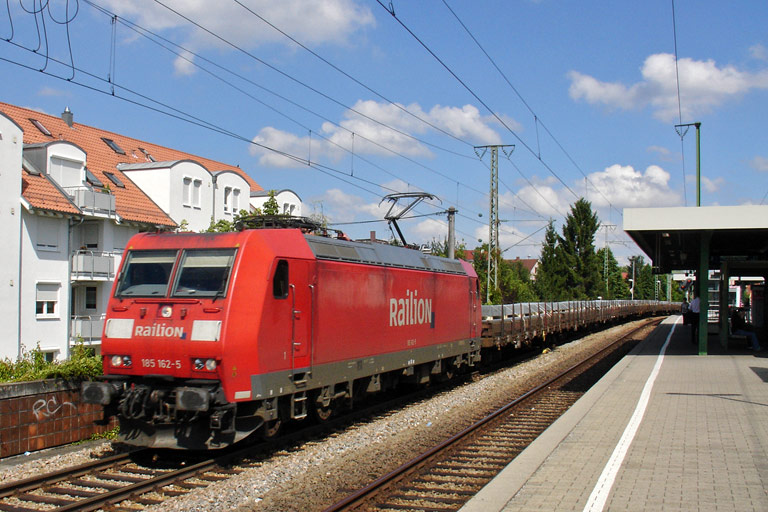 185 162 mit CFN 45591 bei km 16,8 (Juli 2008)