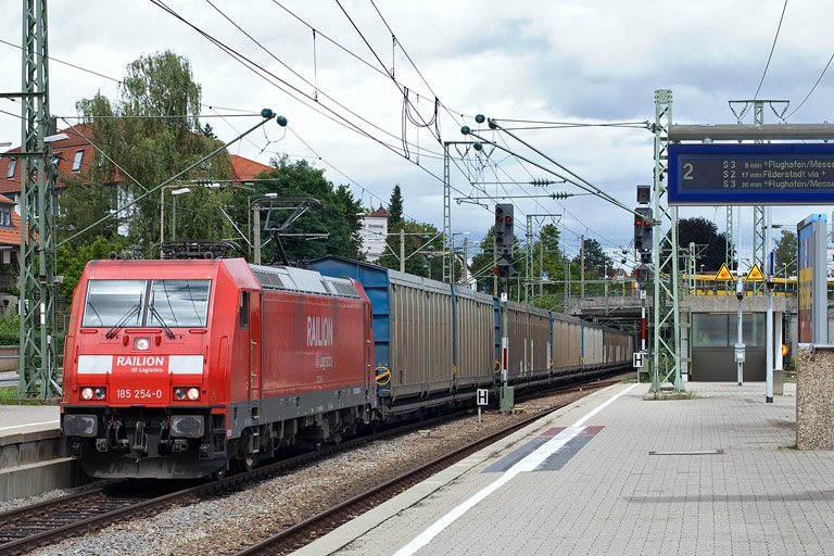 185 254 mit CS 61783 bei km 15,6 (August 2008)