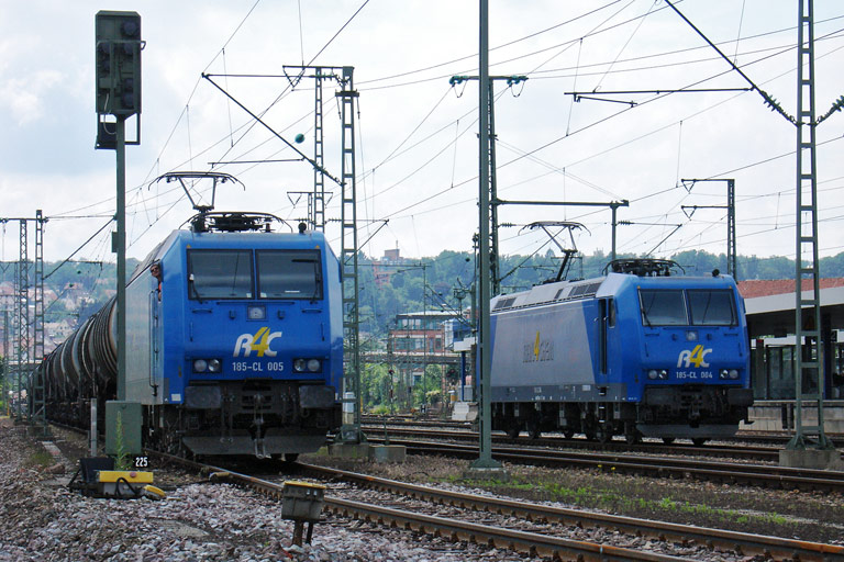 R4C 185 Cl-004 und 185 Cl-005 bei km 15,6 (Juni 2008)