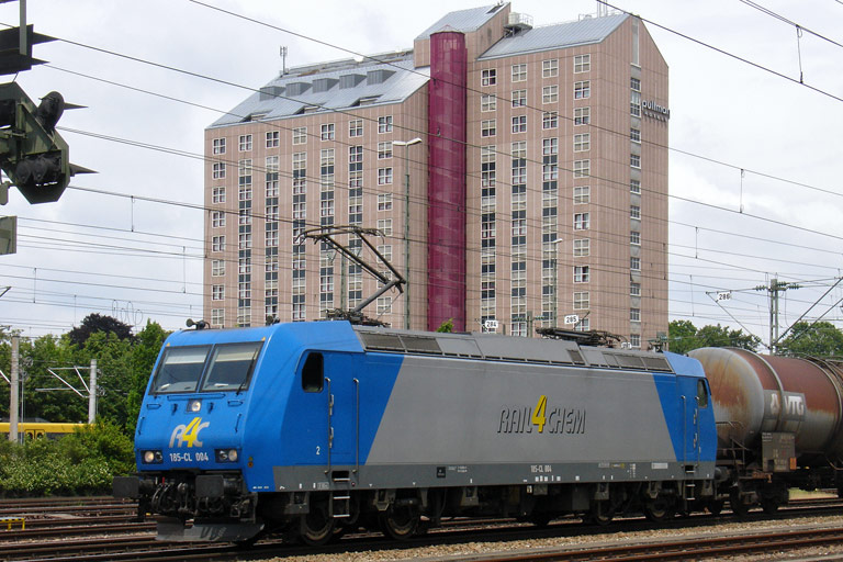 R4C 185 Cl-004 bei km 15,6 (Juni 2008)