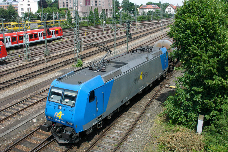 R4C 185 Cl-004 bei km 15,6 (Juni 2008)