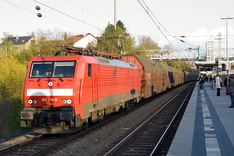 189 016 mit CSQ 60084 bei km 14,2 (April 2008)