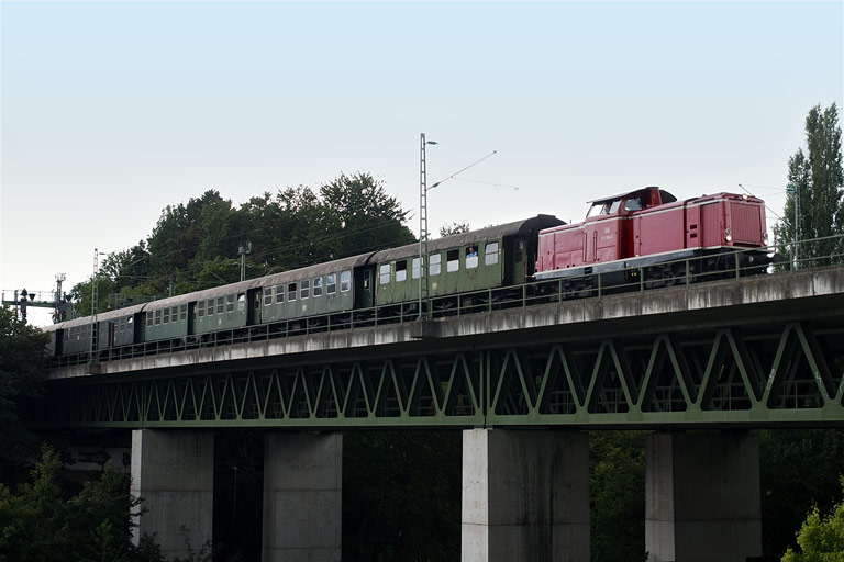 212 084 mit DPR 99822 bei km 14,6 (August 2008)
