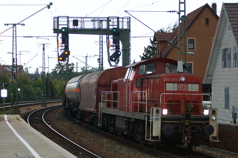 294 721 mit FZT 56166 bei km 16,8 (September 2008)