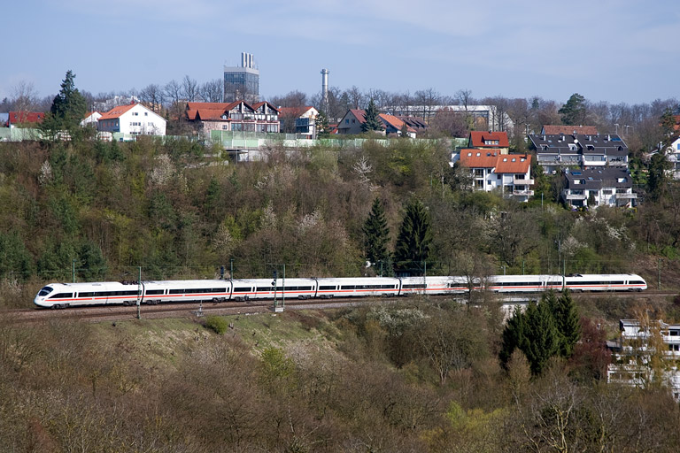 Baureihe 411 als ICE 183 bei km 13,2 (April 2008)
