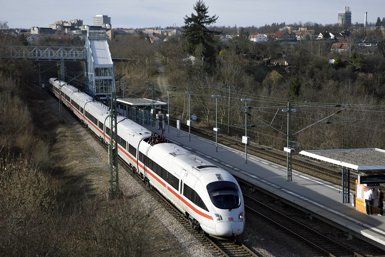 Baureihe 411 als ICE 281 bei km 14,2 (M&auml;rz 2008)