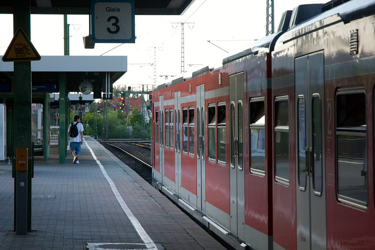 Baureihe 420 bei km 16,6 (Mai 2008)
