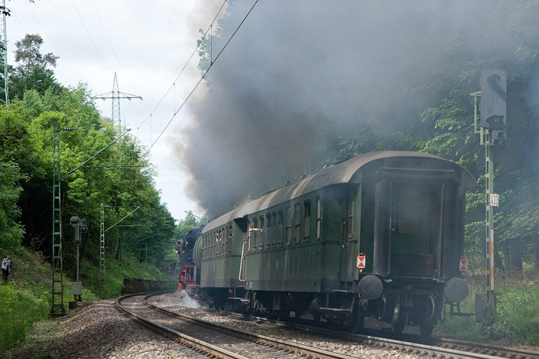 64 419 mit DPE 92961 bei km 18,8 (Mai 2008)