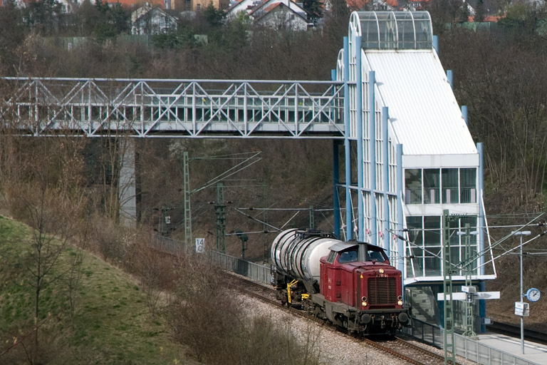EMN V211.01 mit DGS 59216 bei km 14,0 (April 2008)