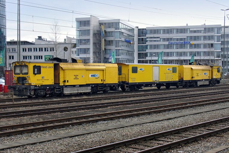 Schienenschleifzug RGH 20C "Rail Grinder" bei km 15,6 (Februar 2008)