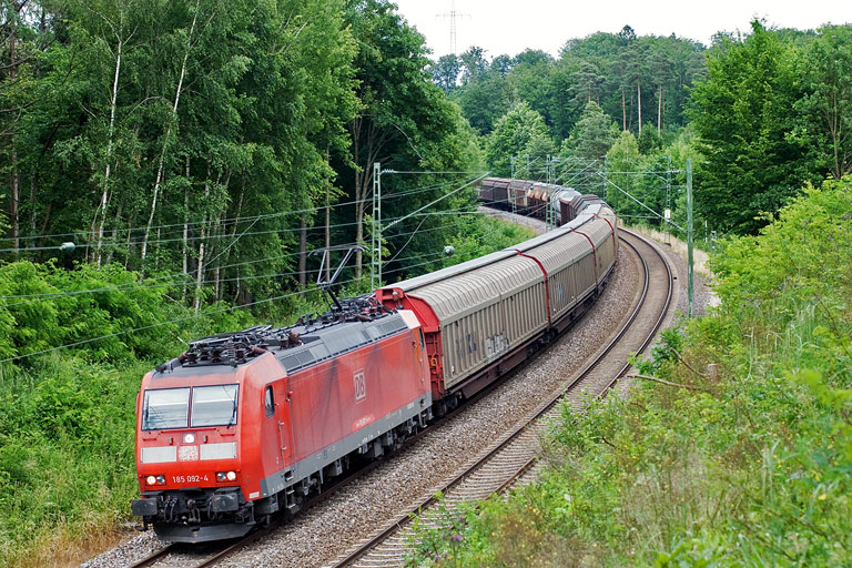 185 092 mit FE 44691 bei km 21,6 (Juni 2009)