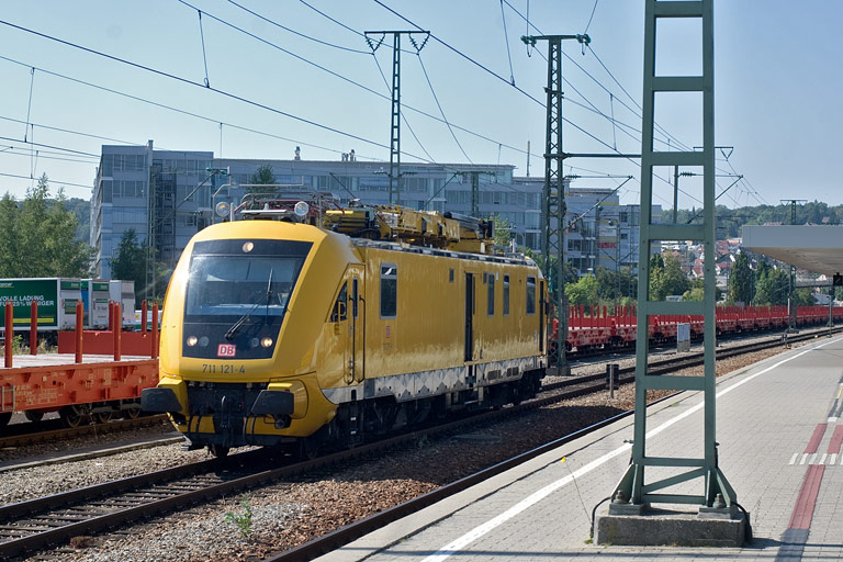 711 121 bei km 15,6 (August 2009)