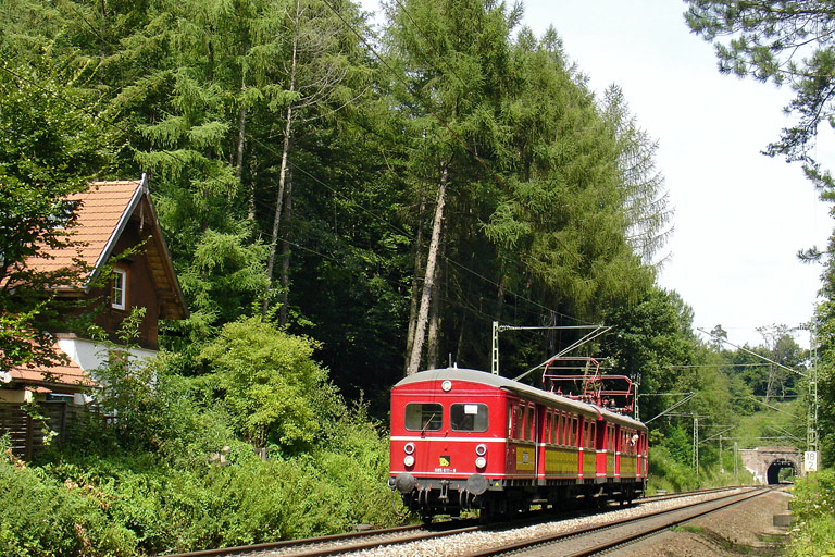 865 611/465 005 bei km 18,2 (Juli 2009)