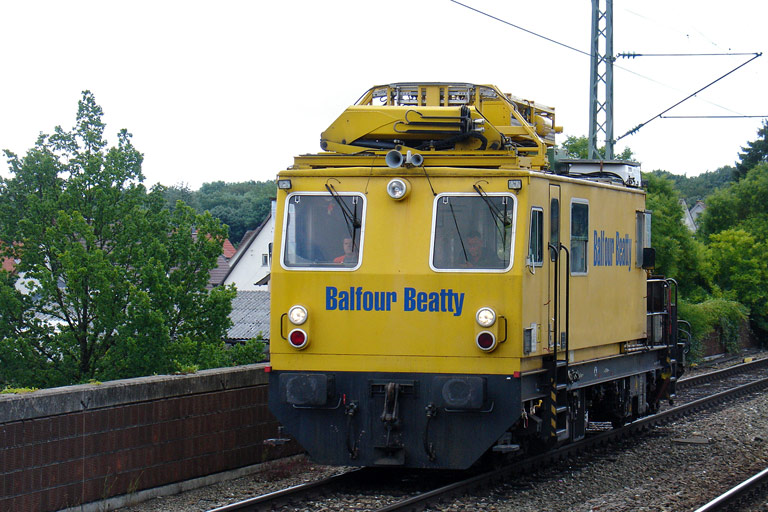 Motortriebwagen MTW 10 bei km 16,8 (Juli 2009)